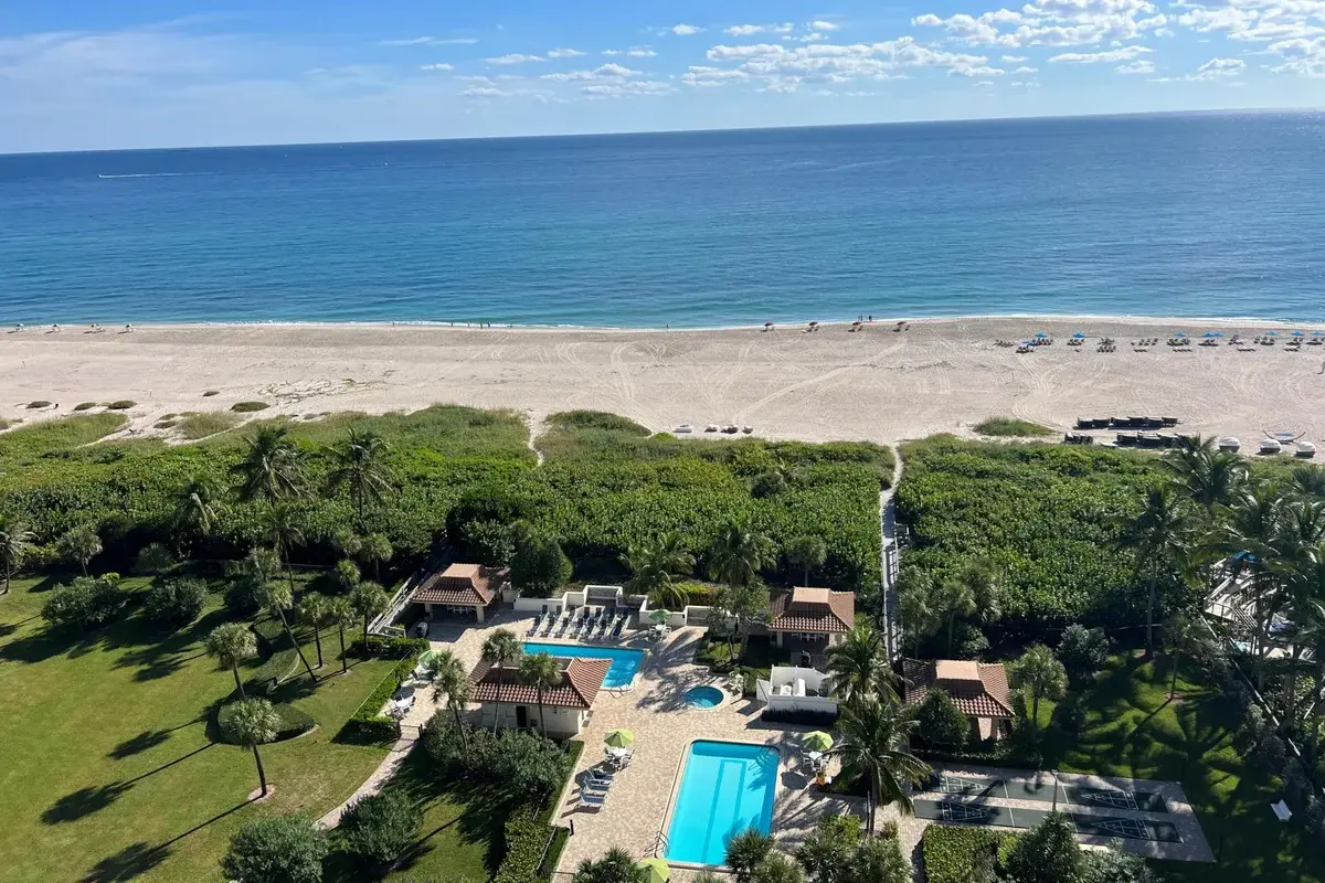 3400 N Ocean Dr #906, Riviera Beach: photo 1 of 30