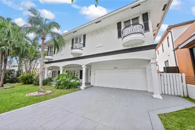 405 Bontona Ave, Fort Lauderdale: photo 1 of 45