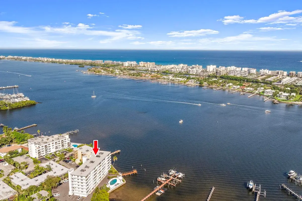 231 E Lantana Rd #402, Lantana: photo 1 of 36