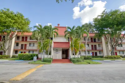 4345 Trevi Ct #204, Lake Worth: photo 1 of 20