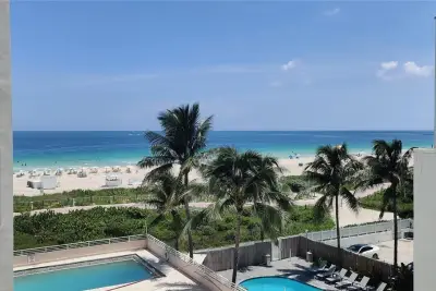345 Ocean Dr #512, Miami Beach: photo 1 of 22