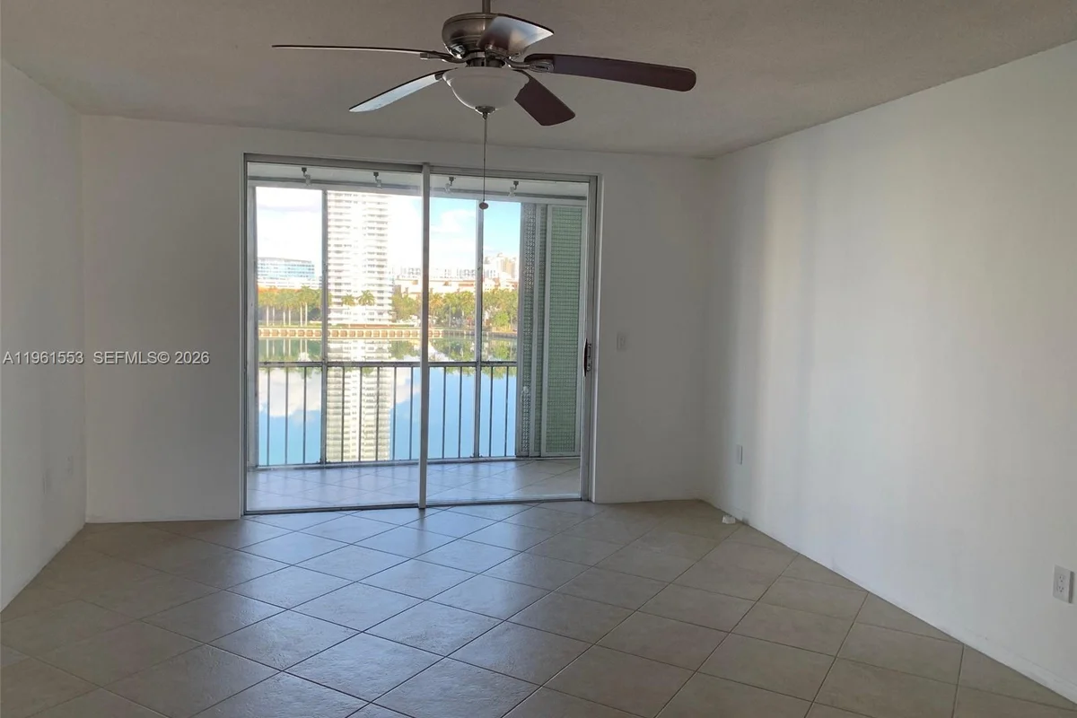 2999 Point East Dr #C609, Aventura: photo 1 of 23