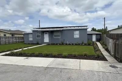 1885 NE 53rd St, Pompano Beach: photo 1 of 1