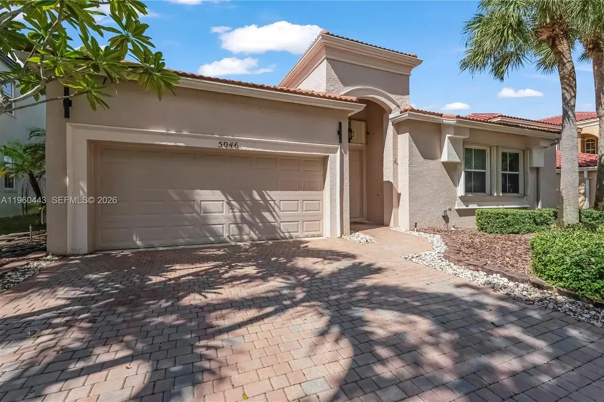 5046 SW 162nd Ave, Miramar: photo 1 of 42
