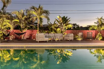 1984 Sailfish Pl, Lauderdale-by-the-Sea: photo 1 of 32