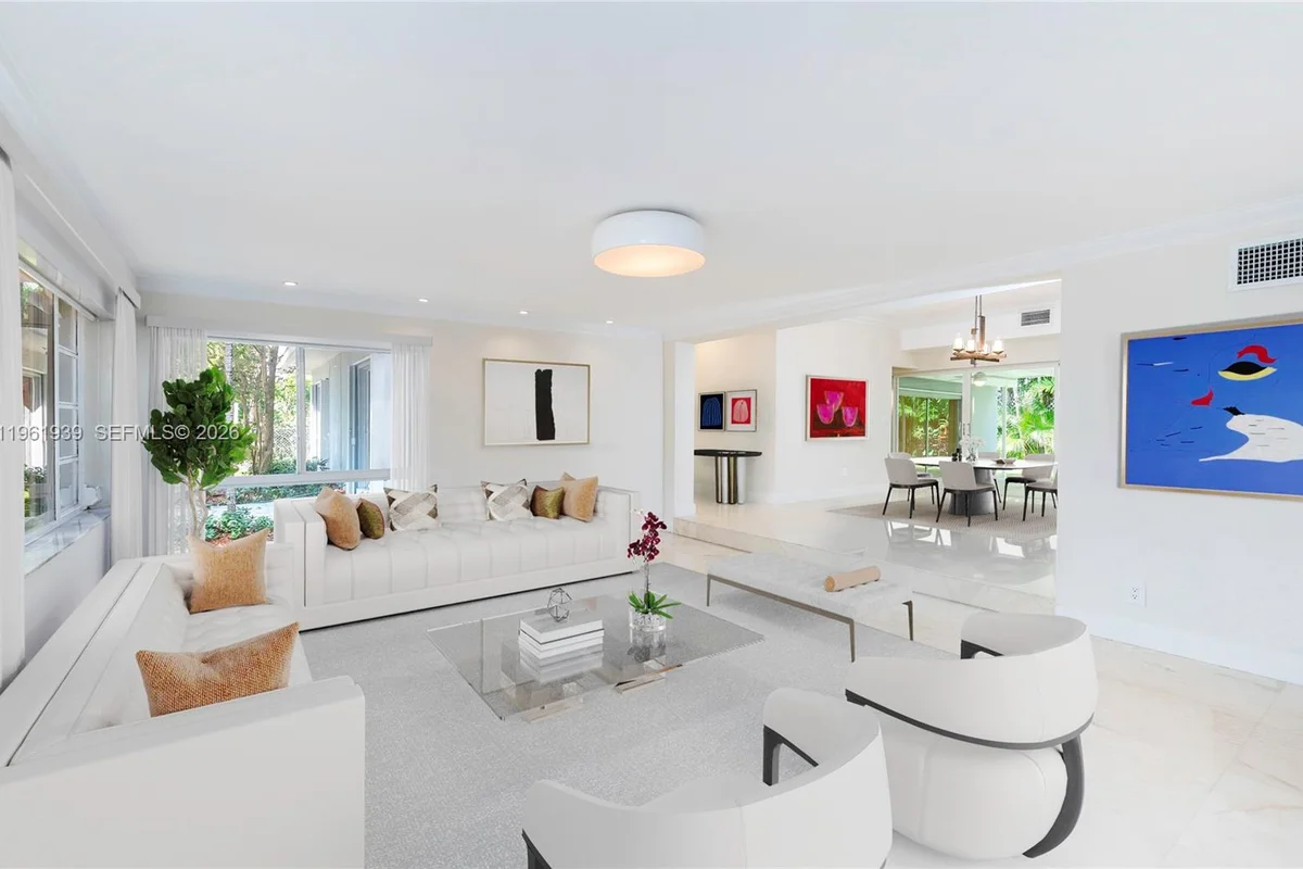 310 Harbor Ct, Key Biscayne: photo 1 of 22