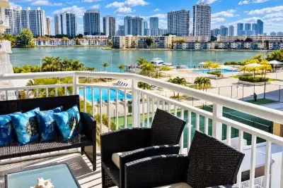 18051 Biscayne Blvd #503, Aventura: photo 1 of 45