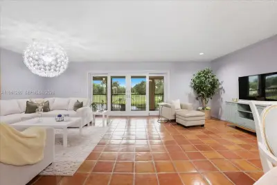 400 NW 127th Ave #13, Plantation: photo 1 of 55