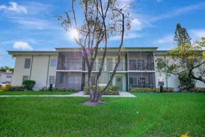 7547 S Oriole Blvd #202, Delray Beach: photo 1 of 17