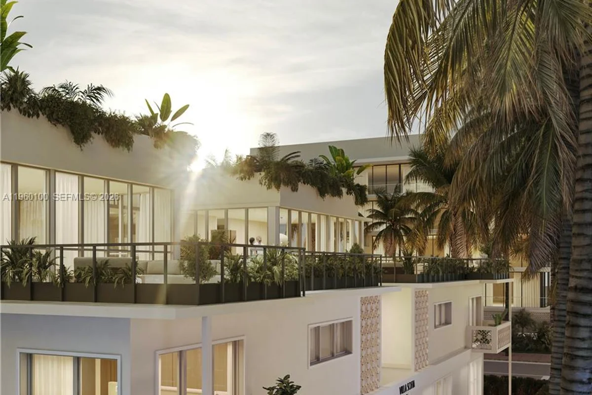 250 Collins Ave #104, Miami Beach: photo 1 of 27