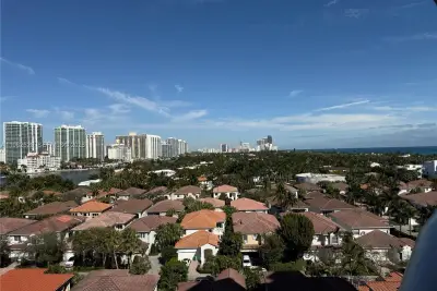 19370 Collins Ave #1022, Sunny Isles Beach: photo 1 of 11