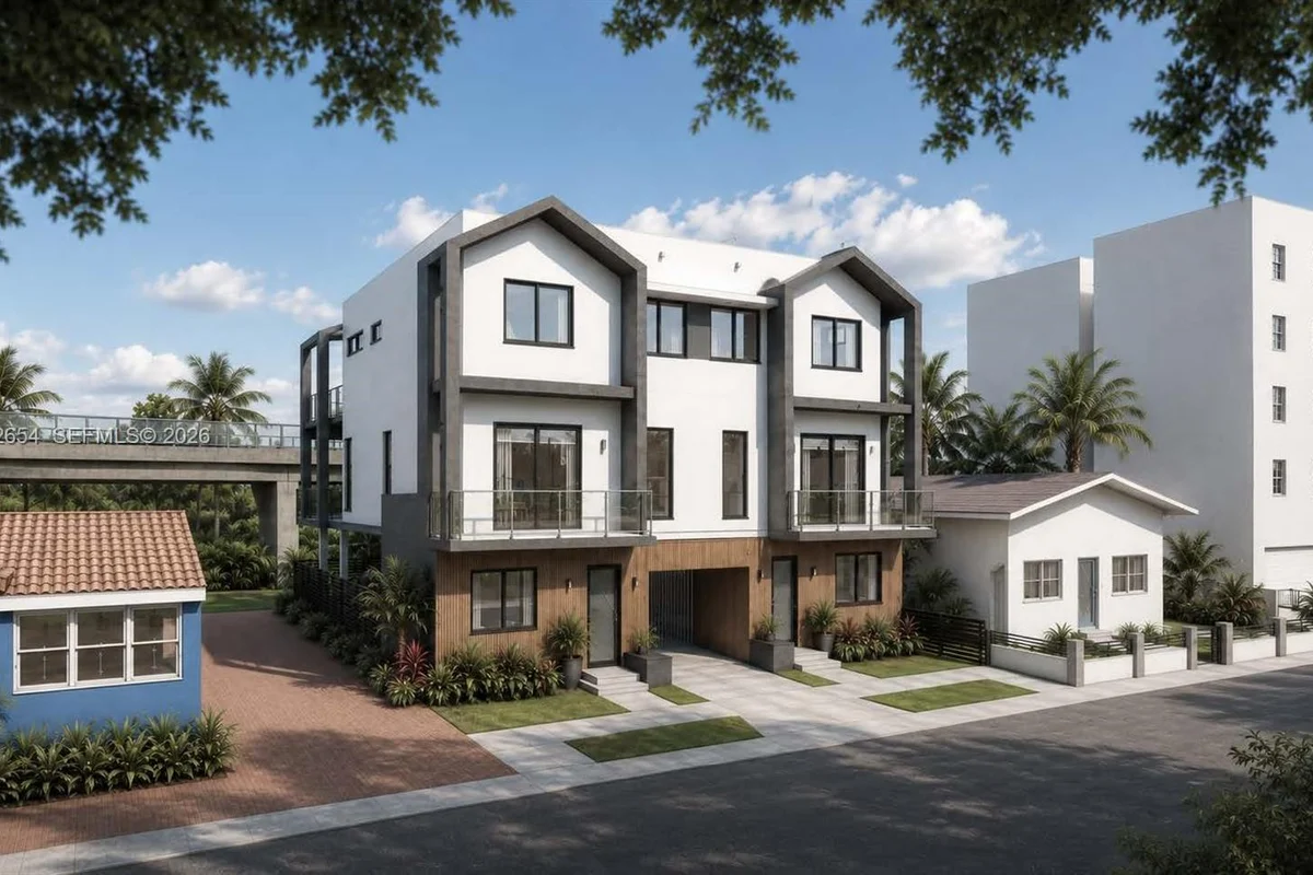 1866 SW 25th Ter, Miami: photo 1 of 9