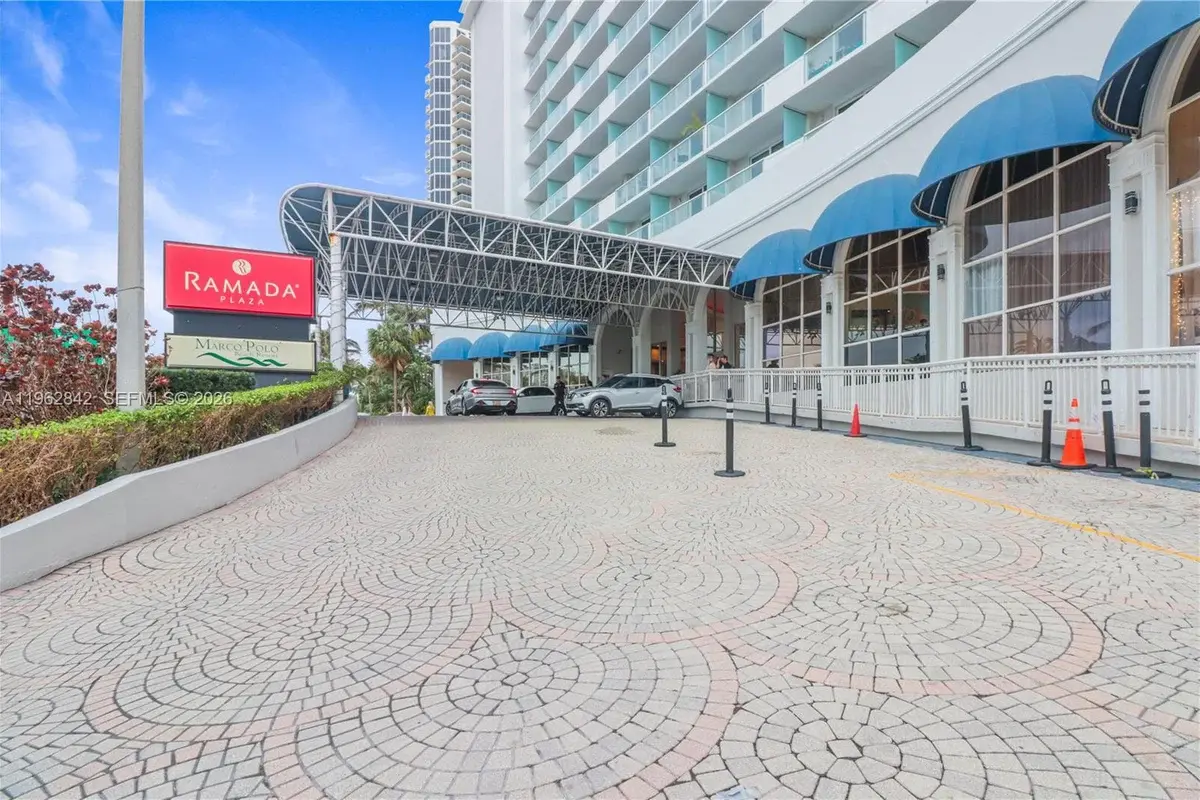 19201 Collins Ave #439, Sunny Isles Beach: photo 1 of 38