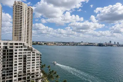520 Brickell Key Dr #A1904, Miami: photo 1 of 36