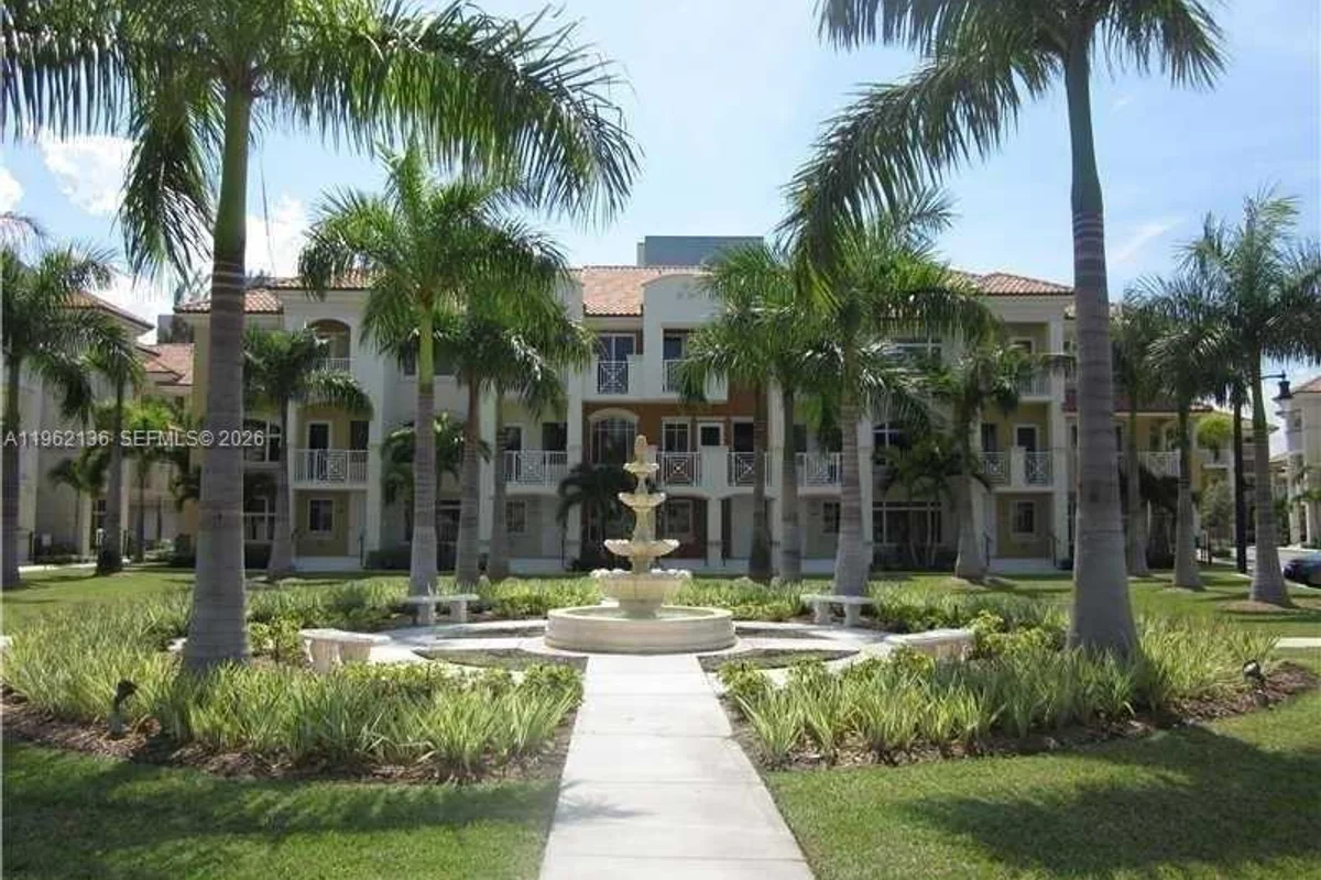 18402 NE 27 Ct #124, Aventura: photo 1 of 6