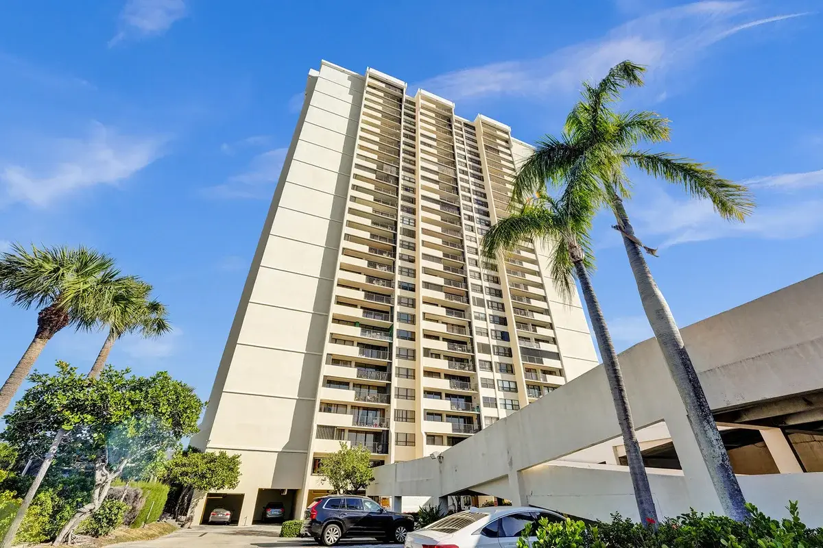 5600 N Flagler Dr #805, West Palm Beach: photo 1 of 37