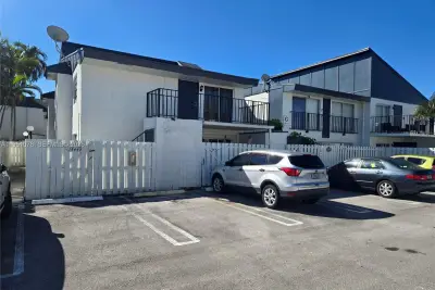 15454 SW 85th Ln #135, Miami: photo 1 of 18
