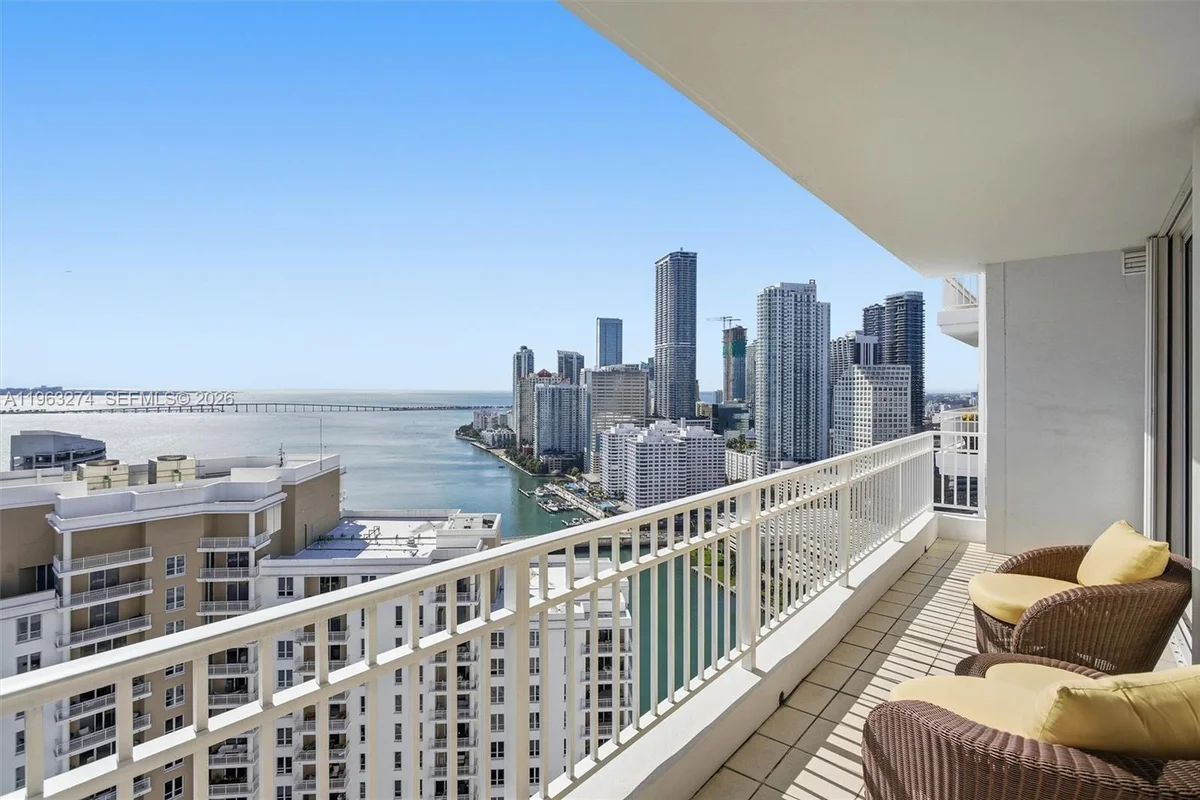 801 Brickell Key Blvd #3209, Miami: photo 1 of 24