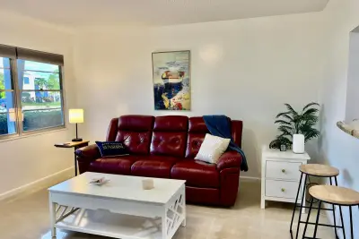 1011 Harwood C, Deerfield Beach: photo 1 of 46
