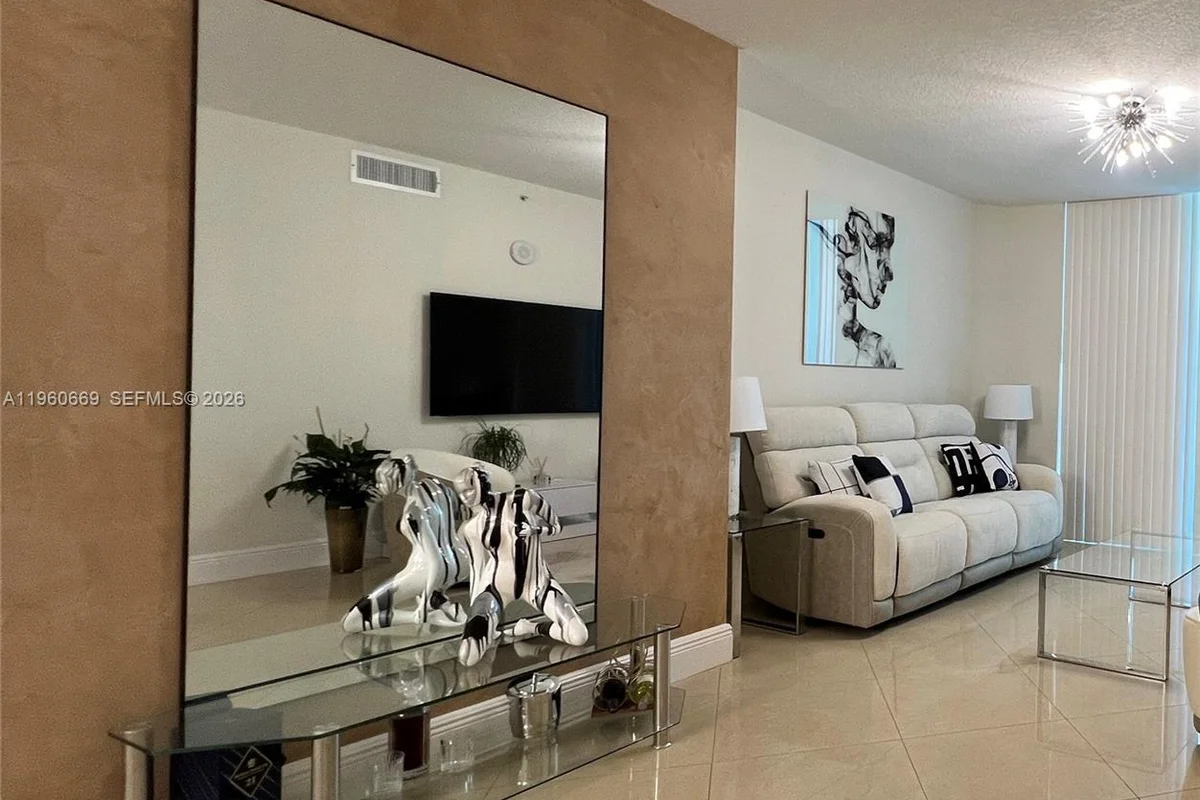 16699 Collins Ave #4204, Sunny Isles Beach: photo 1 of 40