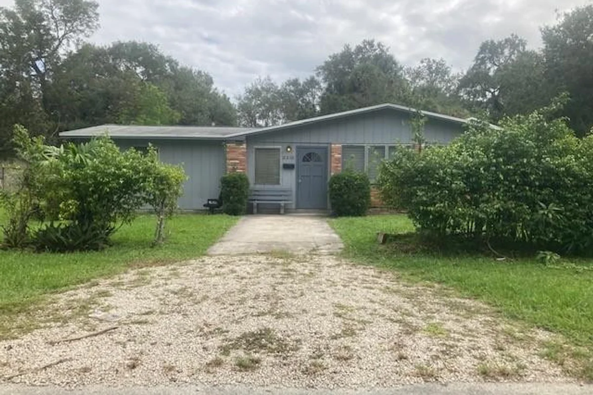 2318 SW 17th Ave #B, Fort Lauderdale: photo 1 of 13