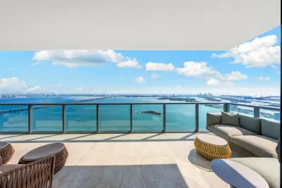 788 NE 23rd St #5501, Miami: photo 1 of 100