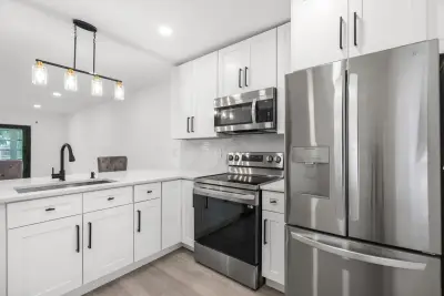 5 Abbey Ln #207, Delray Beach: photo 1 of 30