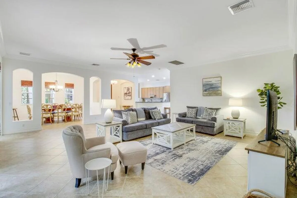 349 Chambord Ter, Palm Beach Gardens: photo 1 of 32