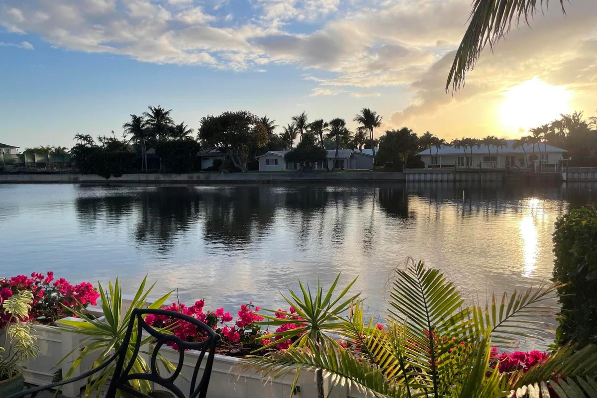 2272 S Ocean Blvd #T6, Palm Beach: photo 1 of 12