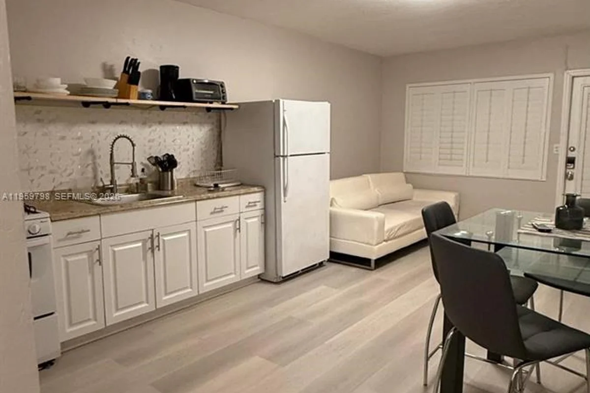 4201 Indian Creek Dr #4, Miami Beach: photo 1 of 6