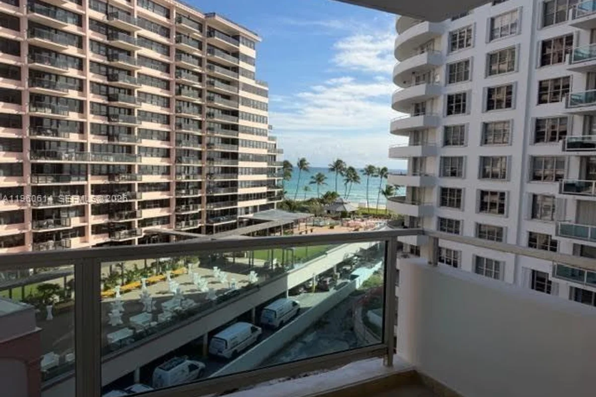 5161 Collins Ave #703, Miami Beach: photo 1 of 19