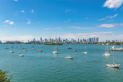 1470 16th St #501, Miami Beach: photo 1 of 28