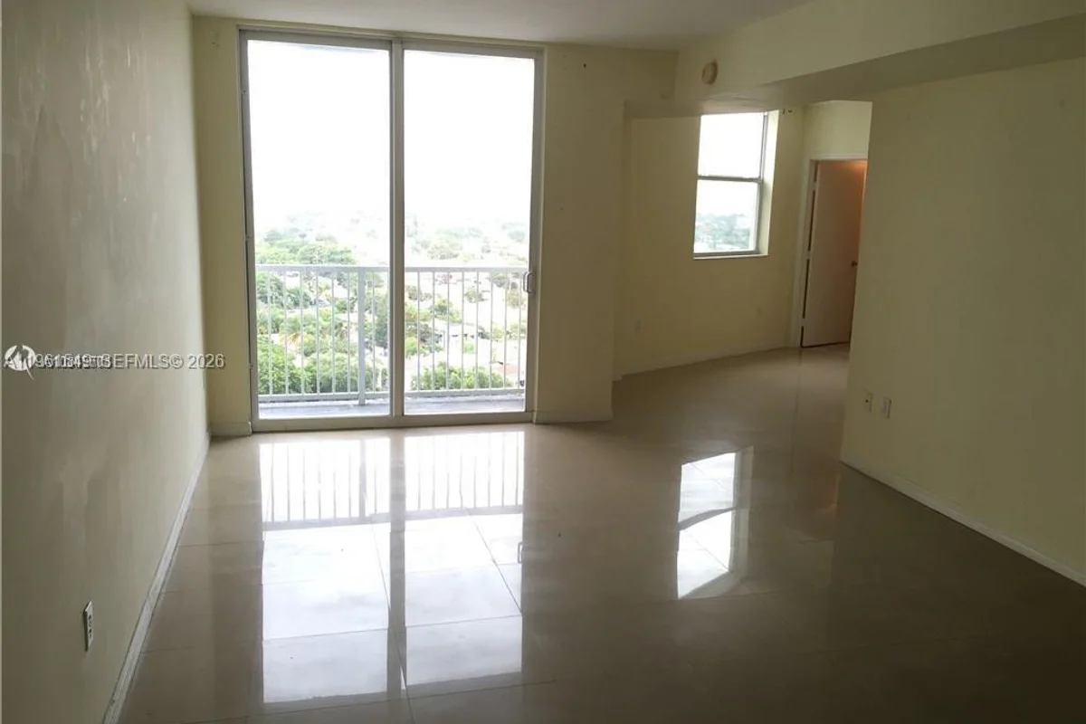 1 Glen Royal Pkwy #1404, Miami: photo 1 of 14