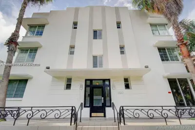 820 Euclid Ave #106, Miami Beach: photo 1 of 13