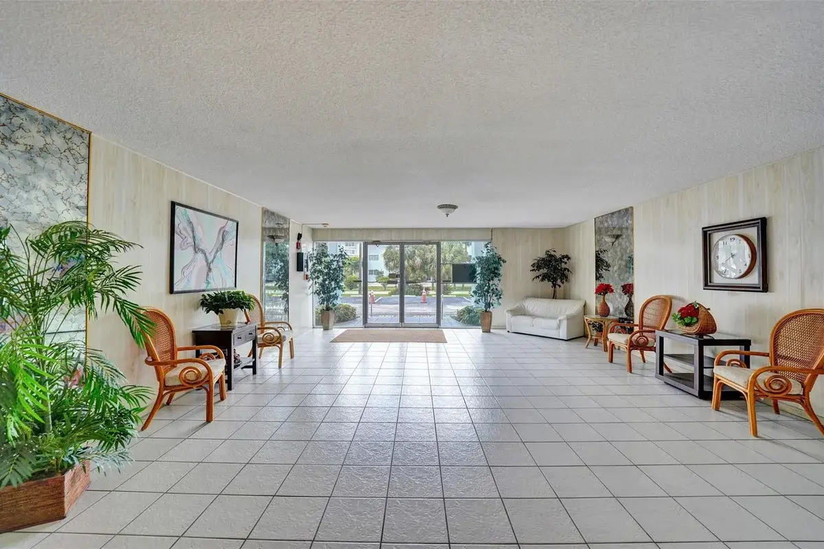 4881 NW 22nd St #A7, Lauderhill: photo 1 of 11