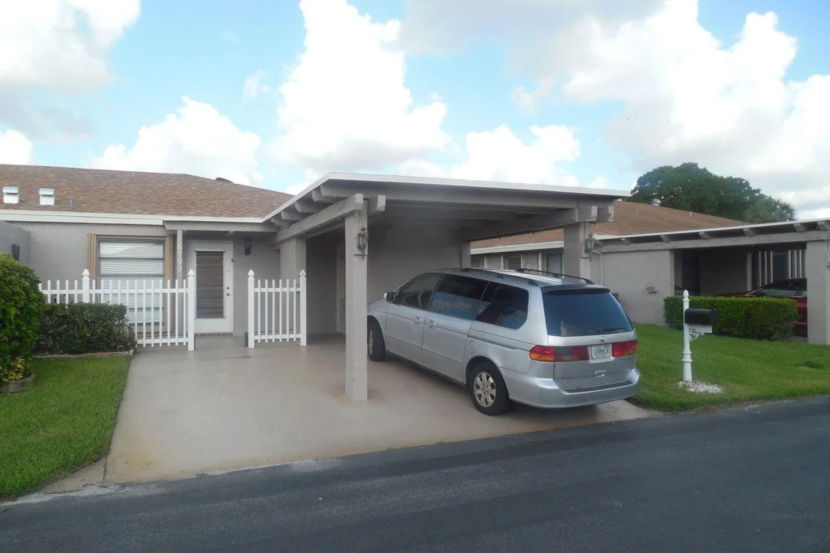 6792 Moonlit Dr, Delray Beach: photo 1 of 15