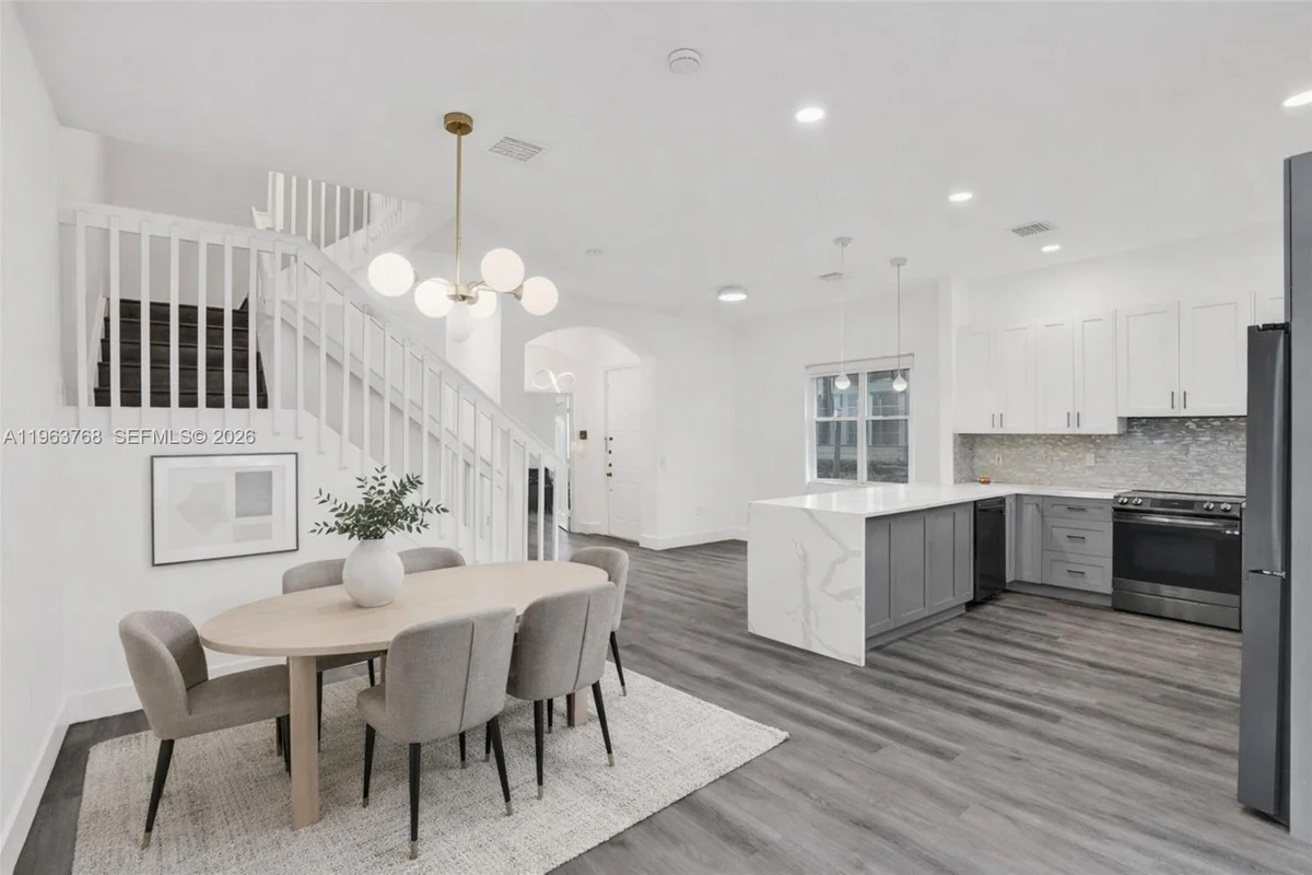 4253 SW 124th Ter, Miramar: photo 1 of 35