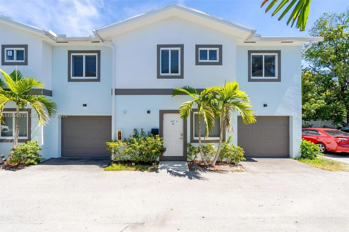 507 NW 8th Ave #2, Fort Lauderdale: photo 1 of 39