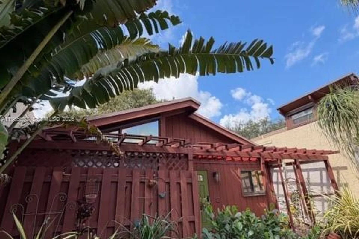 6171 NW 32nd Way, Fort Lauderdale: photo 1 of 9
