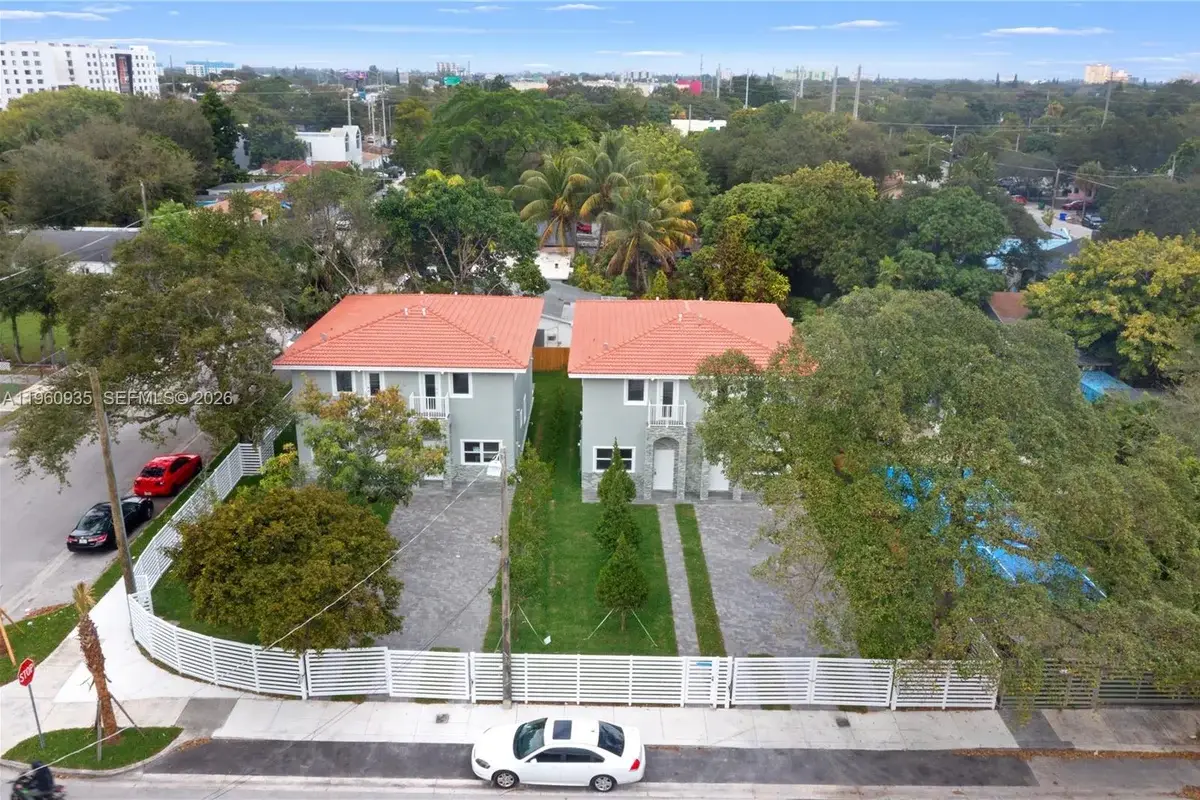 529 NW 56th St, Miami: photo 1 of 69