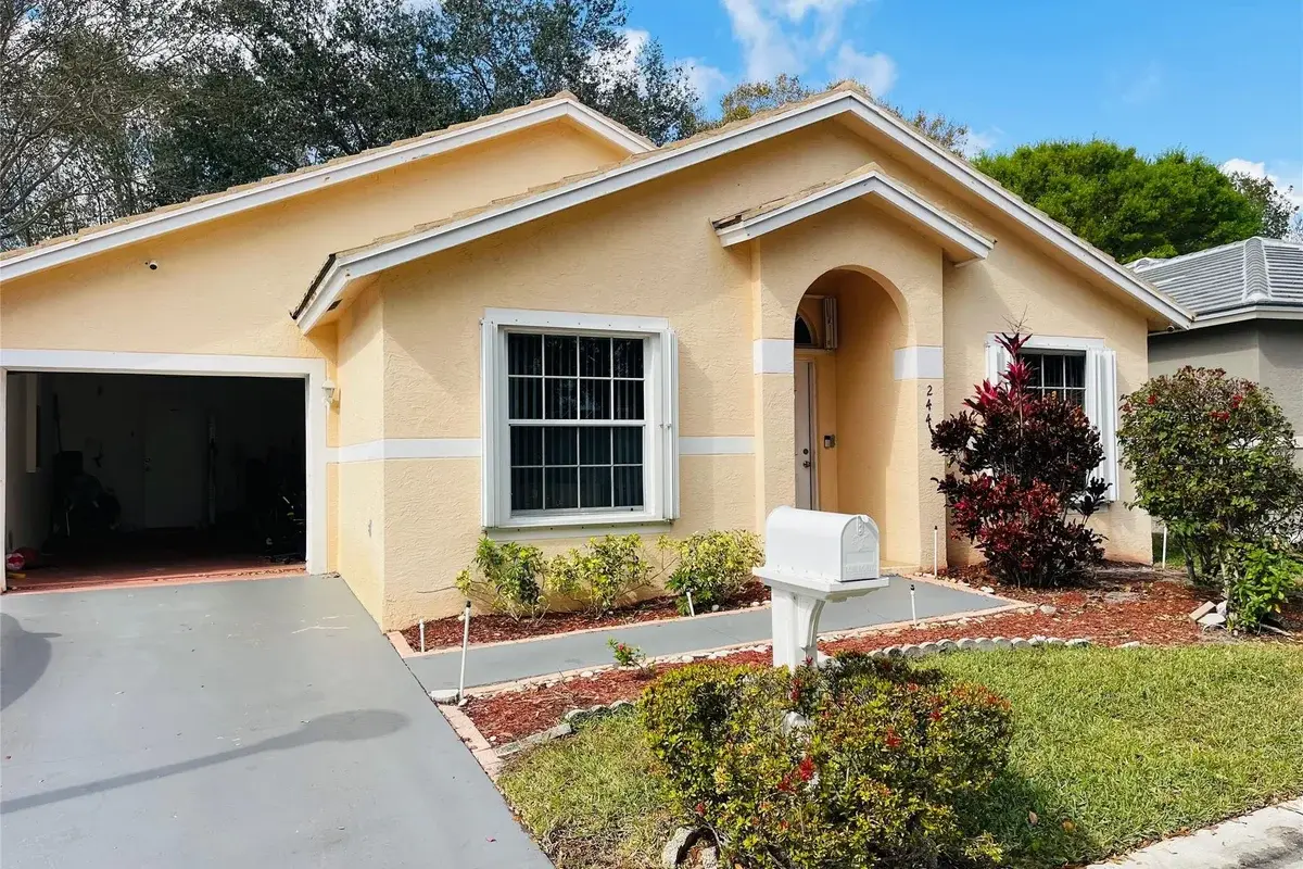 244 Caribe Ct, West Palm Beach: photo 1 of 57