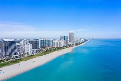 5601 Collins Ave #423, Miami Beach: photo 1 of 32
