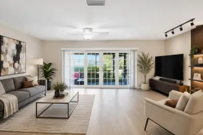 2049 NW 45th Ave, Coconut Creek: photo 1 of 24