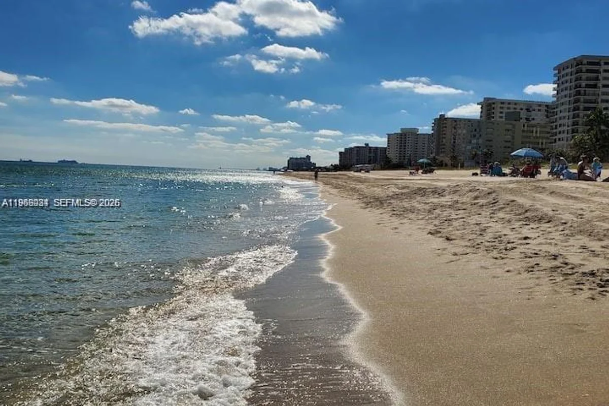 1501 S Ocean Blvd #323, Lauderdale-by-the-Sea: photo 1 of 25