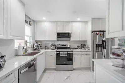 6650 Royal Palm Blvd #306c, Pompano Beach: photo 1 of 26