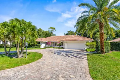11658 Dunes Rd, Boynton Beach: photo 1 of 15