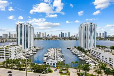 17301 Biscayne Blvd #2110, North Miami Beach: photo 1 of 35