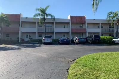2500 Fiore Way #109, Delray Beach: photo 1 of 14