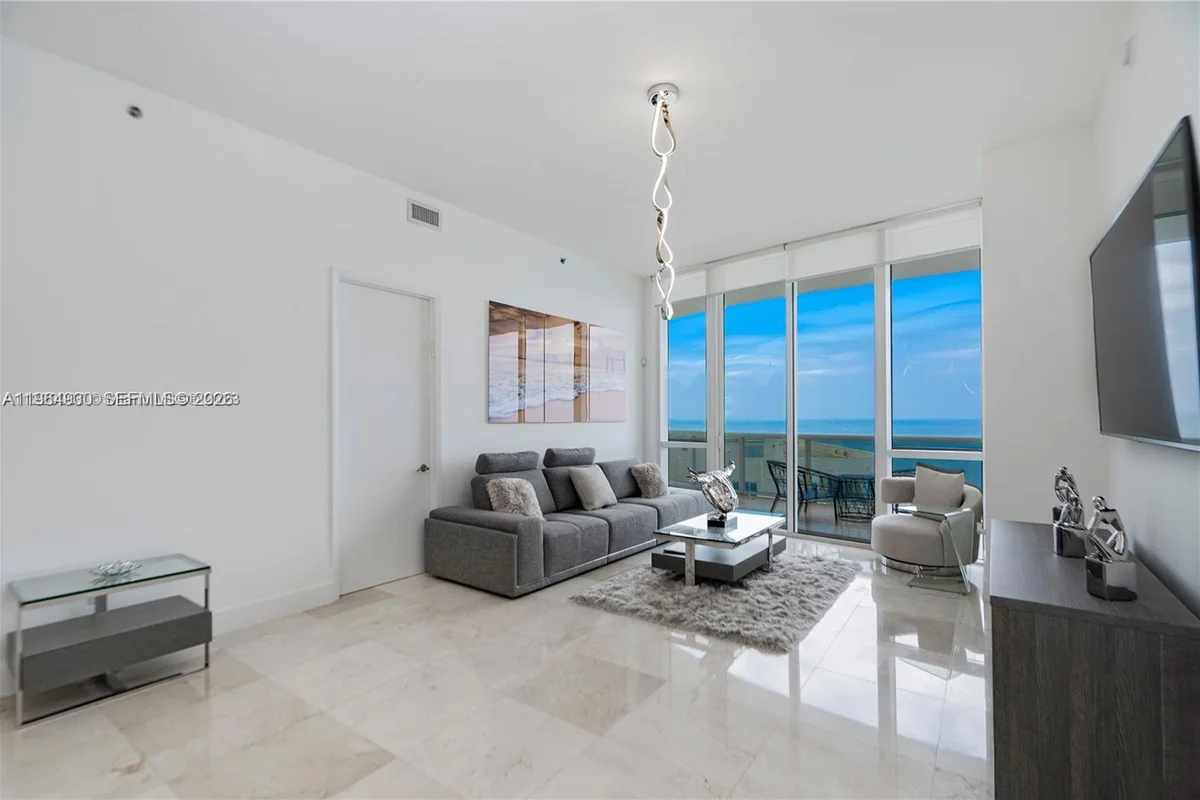 16001 Collins Ave #3803, Sunny Isles Beach: photo 1 of 38