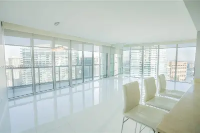 465 Brickell Ave #4802, Miami: photo 1 of 22